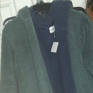 URBAN OUTFITTERS TEDDY NEVER BEEN WORN SIZE XS/S